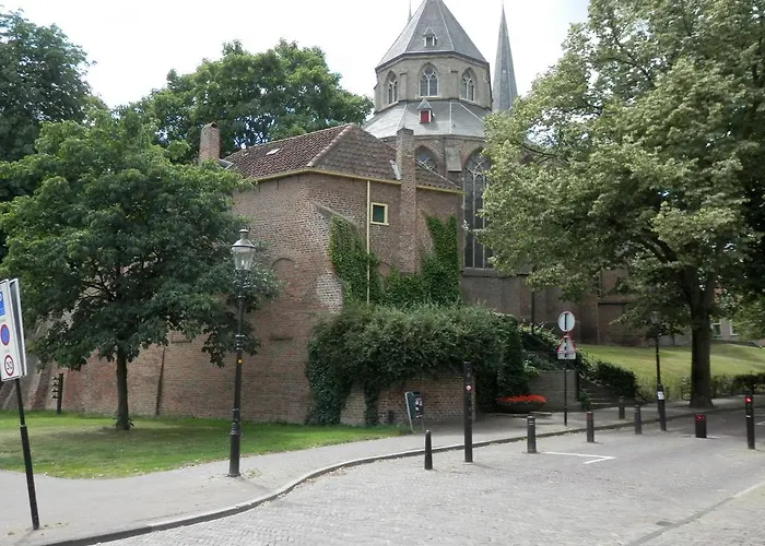 Binnen Aan De Singel
